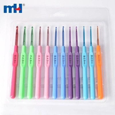 12 Pcs Plastic Handle Aluminum Crochet Hook